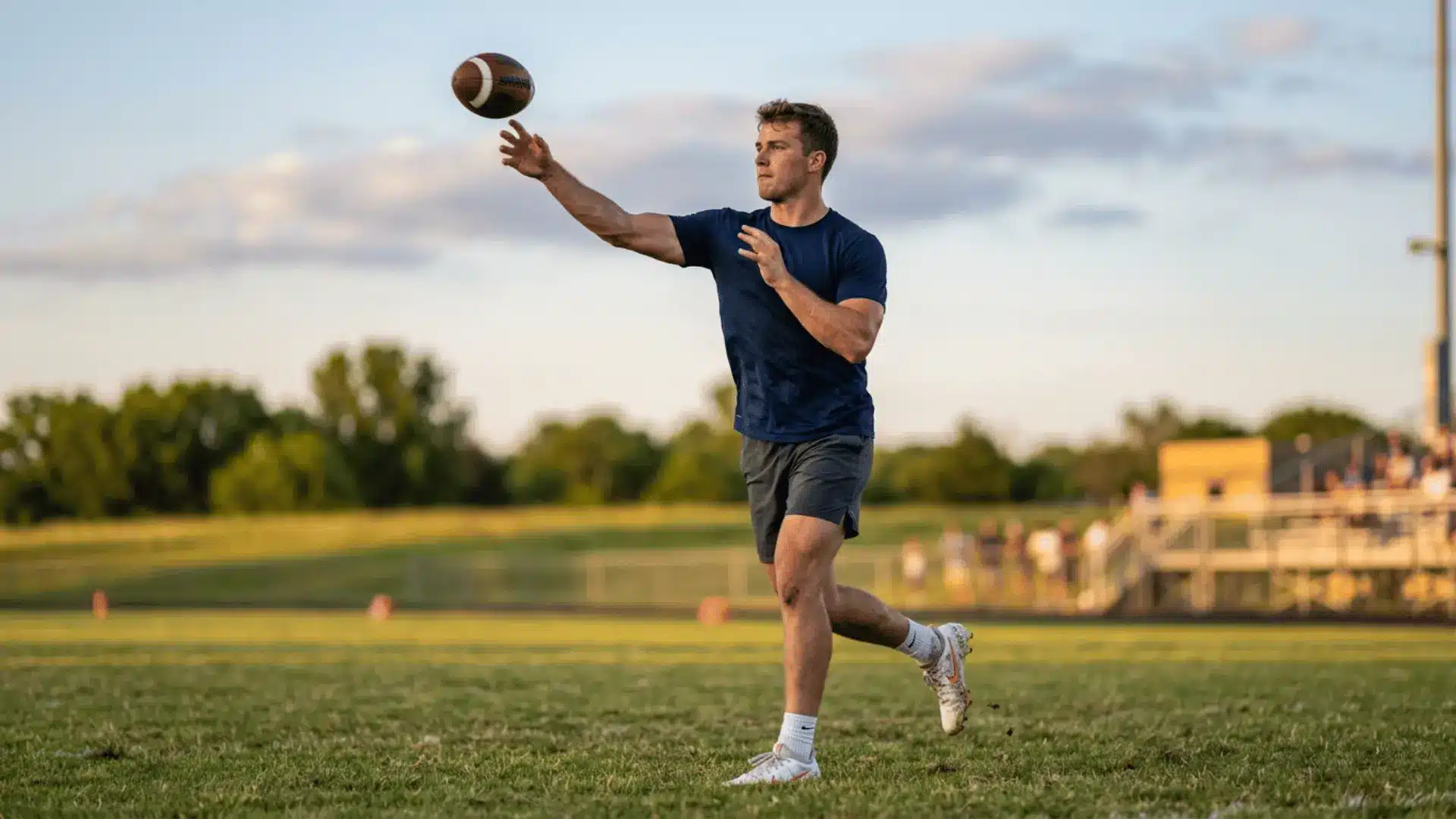 how to throw a football spiral in simple steps